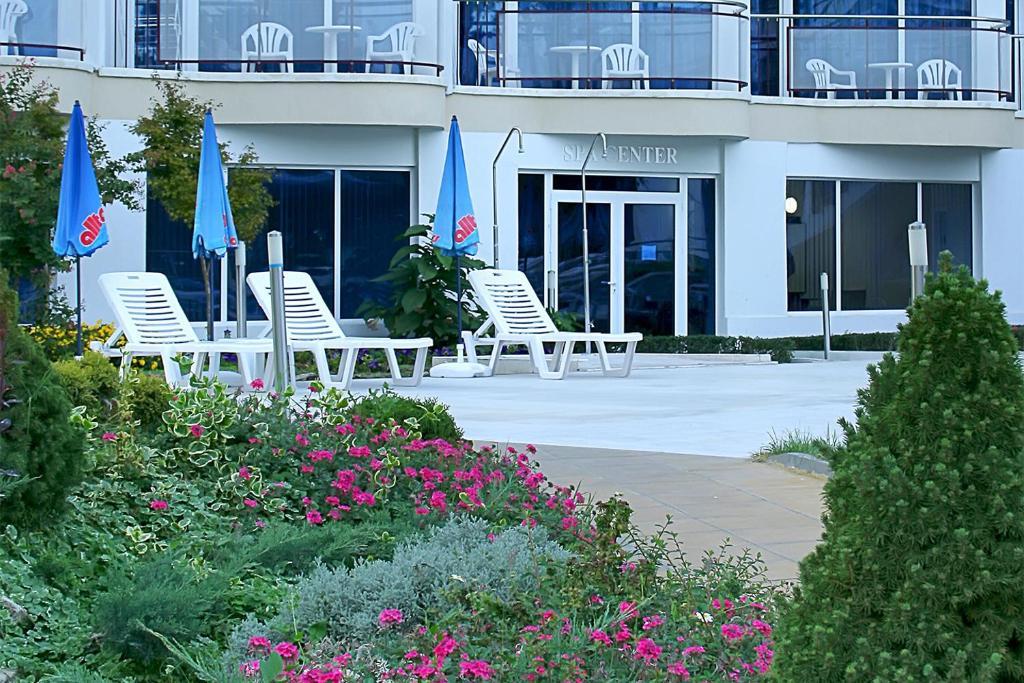 水族蓝色海岸大酒店 圣君士坦丁和海伦那 外观 照片